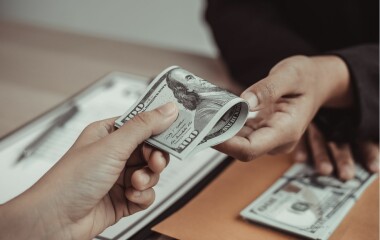 Neplatné okamžité zrušení pracovního poměru - náhrada mzdy