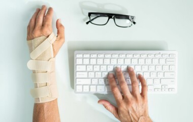 Повідомлення про нещасний випадок на виробництві працівником