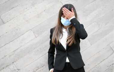 Що загрожує за порушення режиму тимчасової непрацездатності?